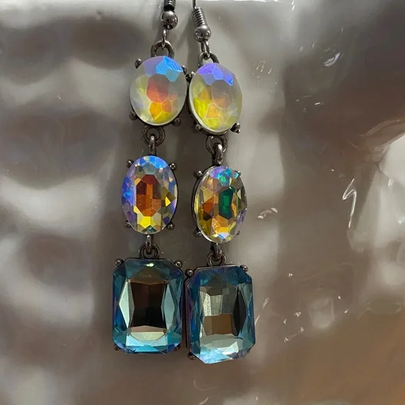 Aurora Crystal Drop Earrings - Picture 1 of 4